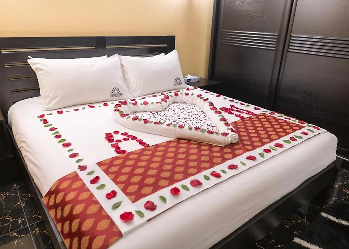 Rose Suite Operated By Suite Hotel Management
